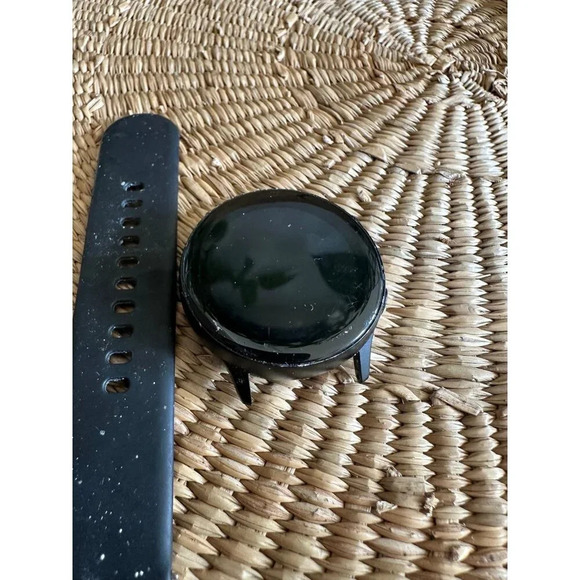 Samsung Galaxy Active watch *damaged - Picture 3 of 7